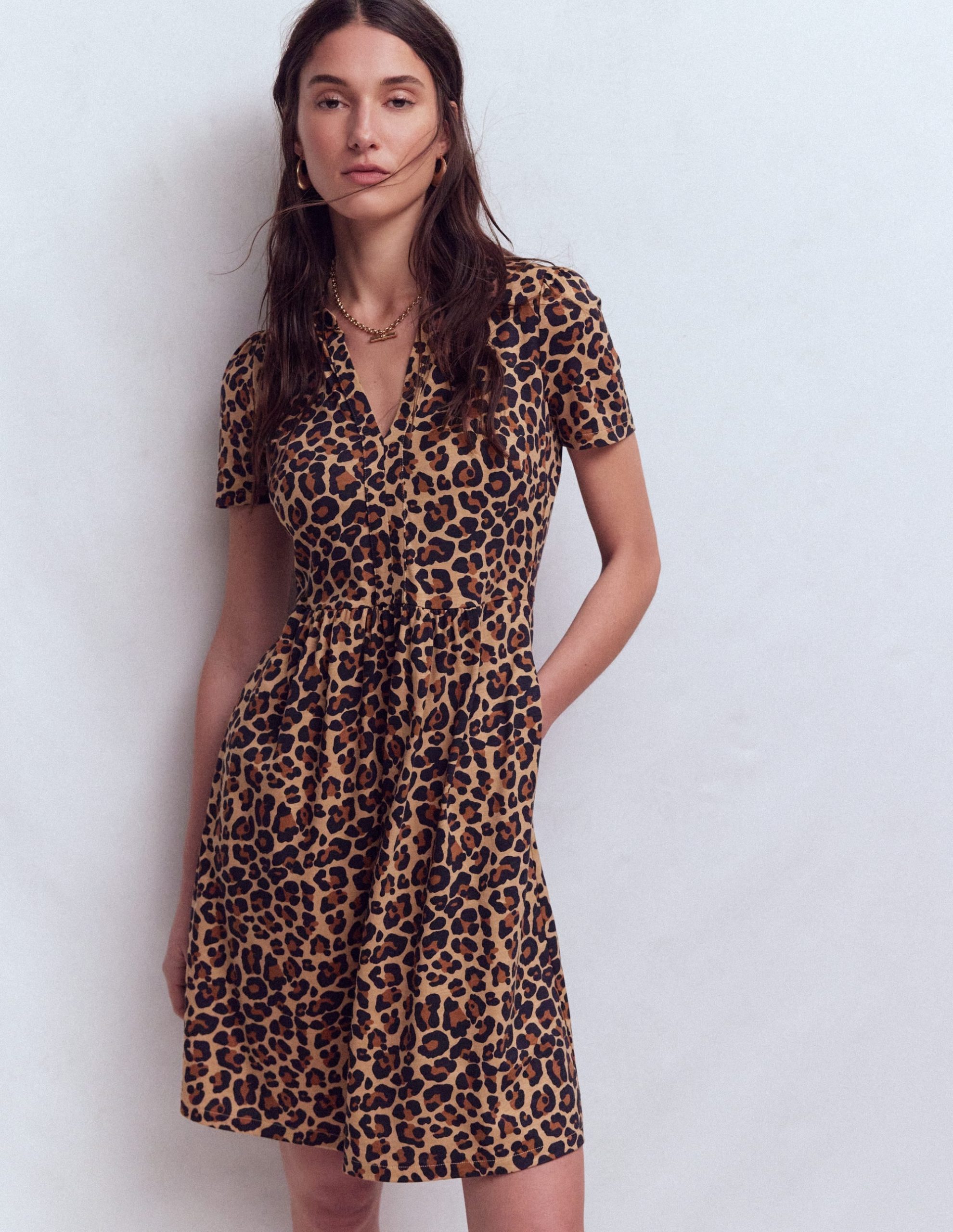 Naomi Short Jersey Dress-Camel. Cheetah Pop