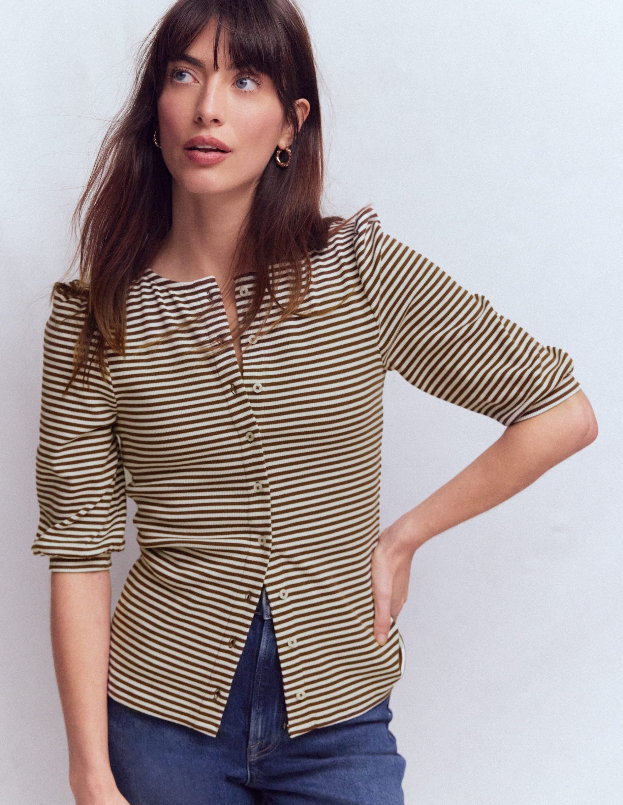 Evie Ribbed Puff Sleeve Top-Potting Soil. Ivory Stripe
