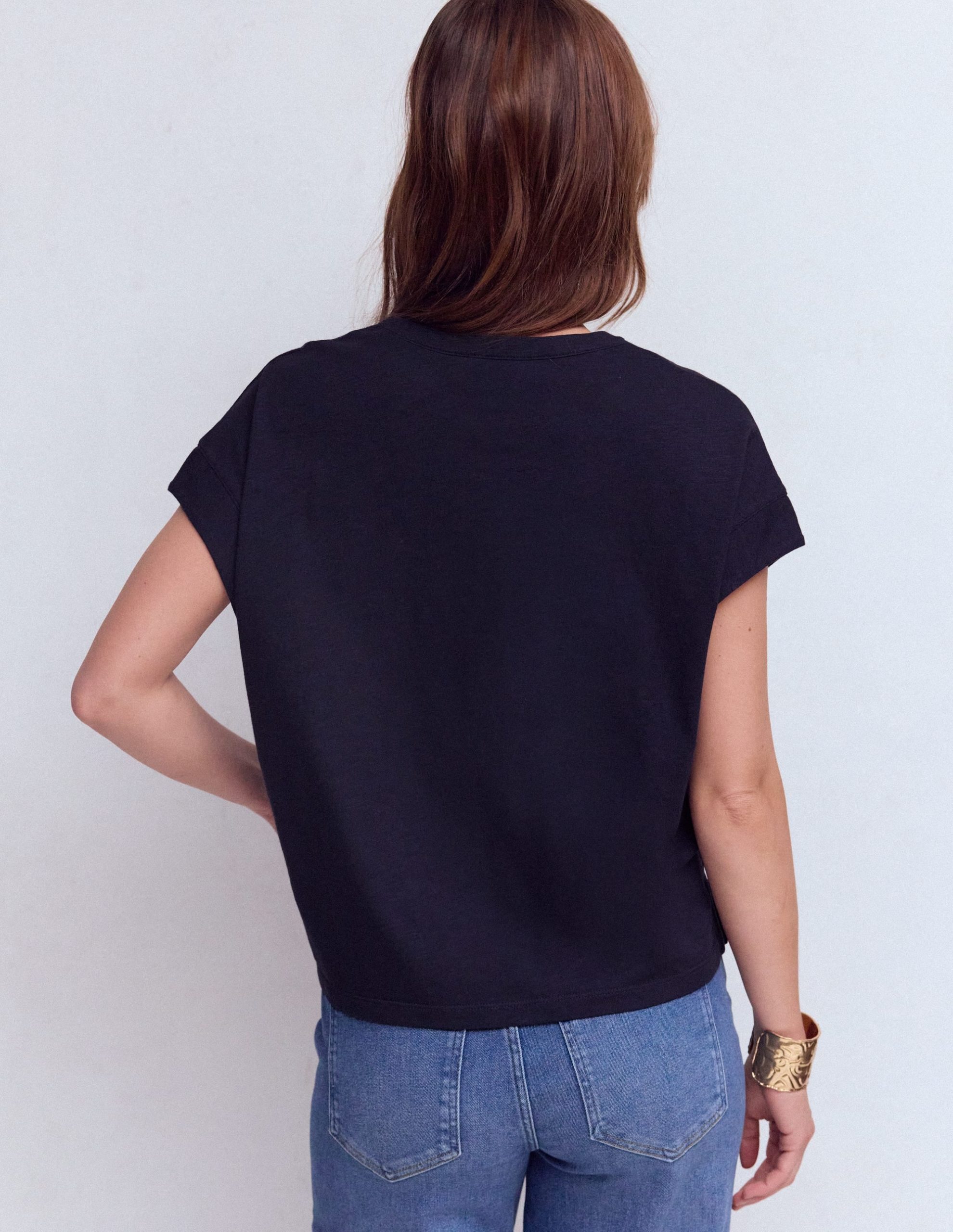 Nina Embroidered Notch T-shirt-Navy Embroidery - Image 3
