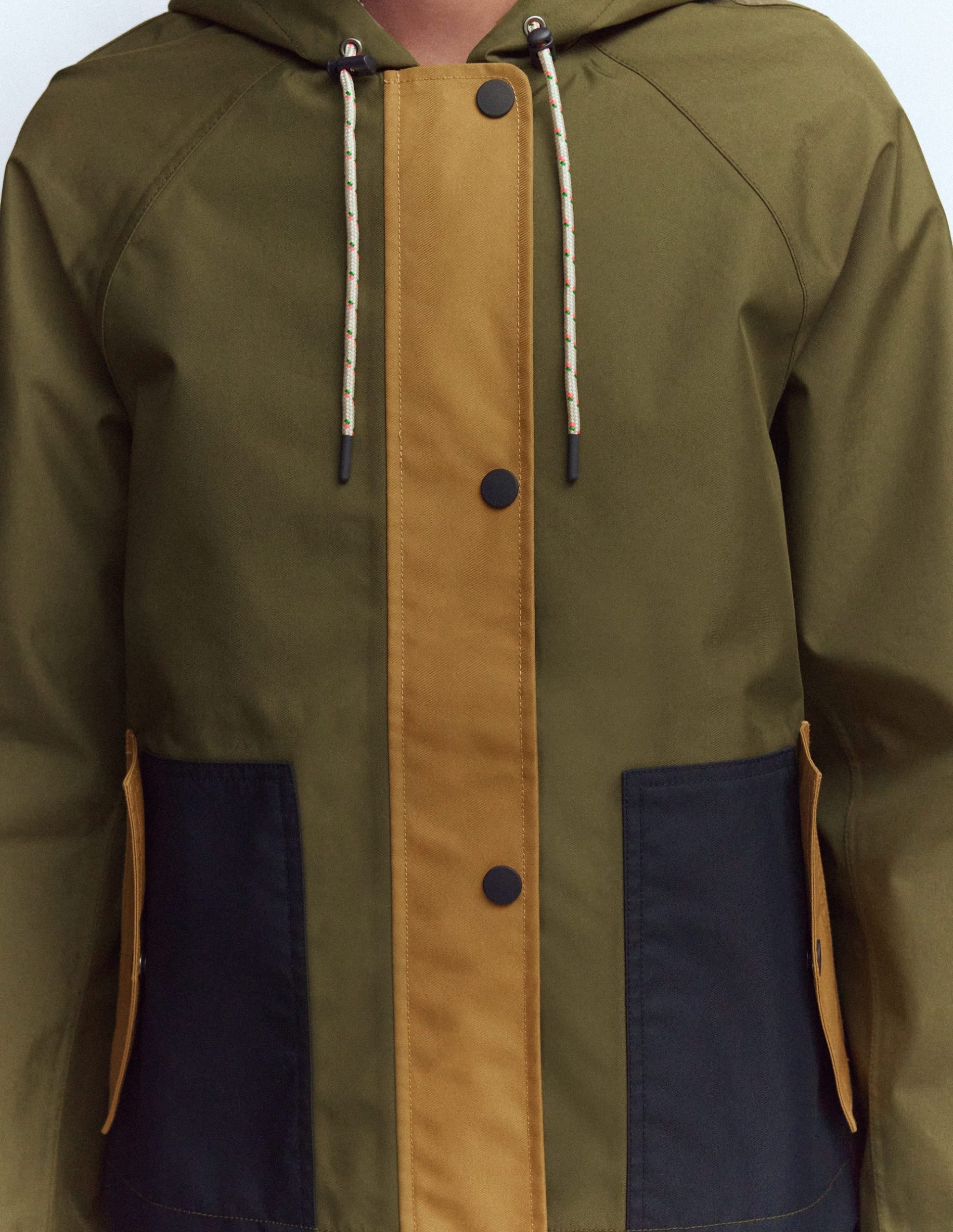 Lightweight Rain Mac-Woodland Green. Colourblock - Image 3