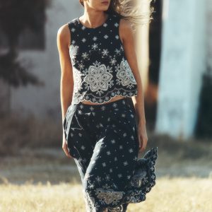 Sofia Broderie Shell Top-Navy