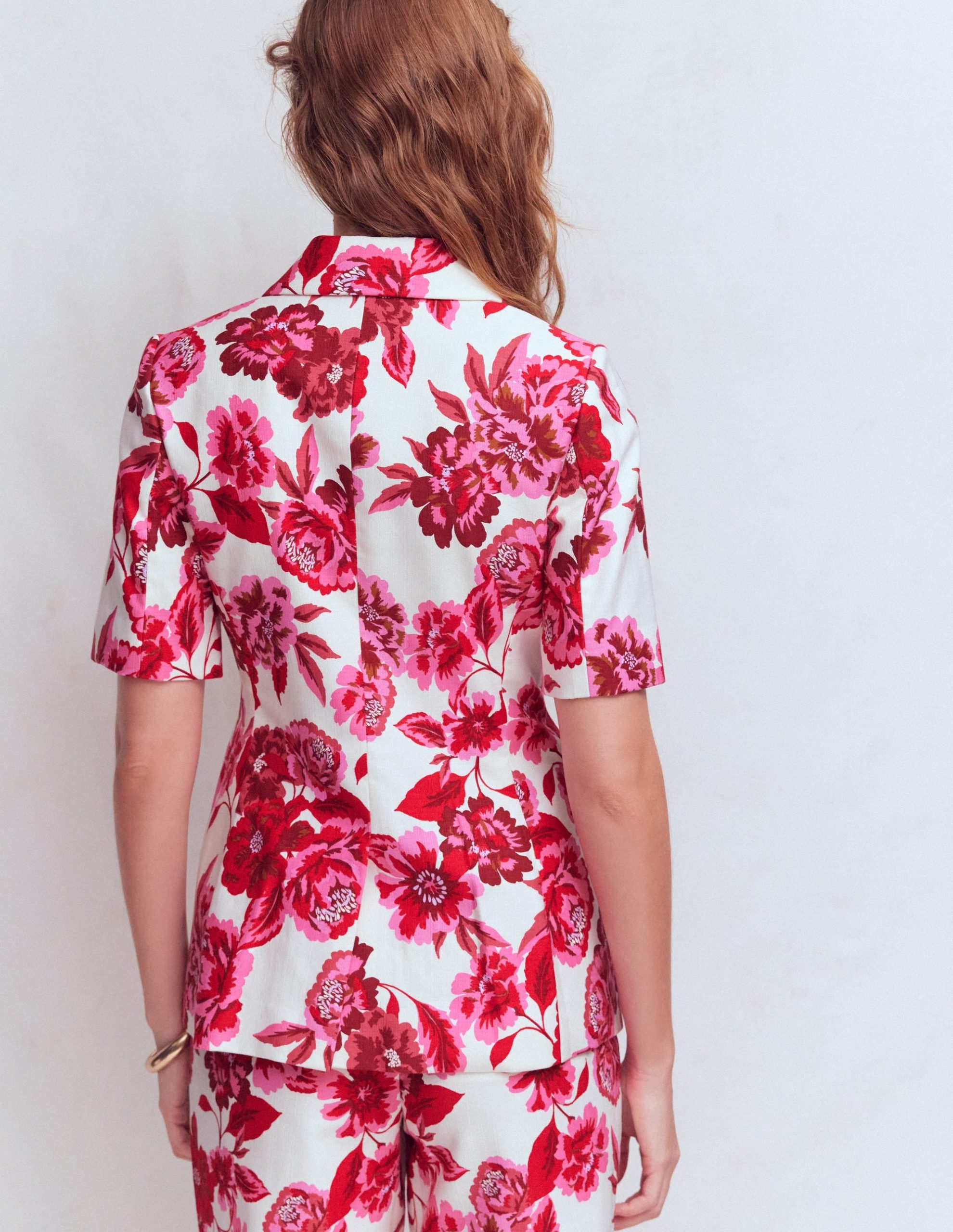 Short Sleeve Cotton Blazer-Sangria Sunset. Floral Print - Image 4