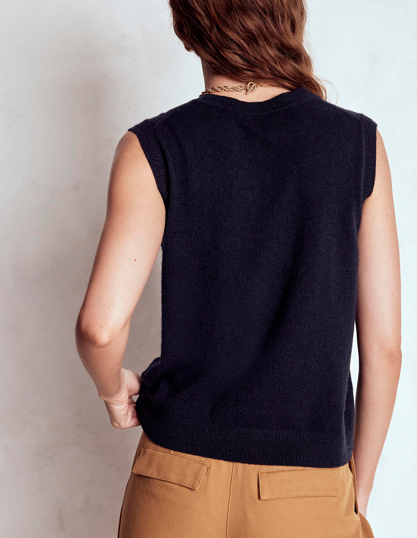 Eva Cashmere Vest-Navy - Image 3
