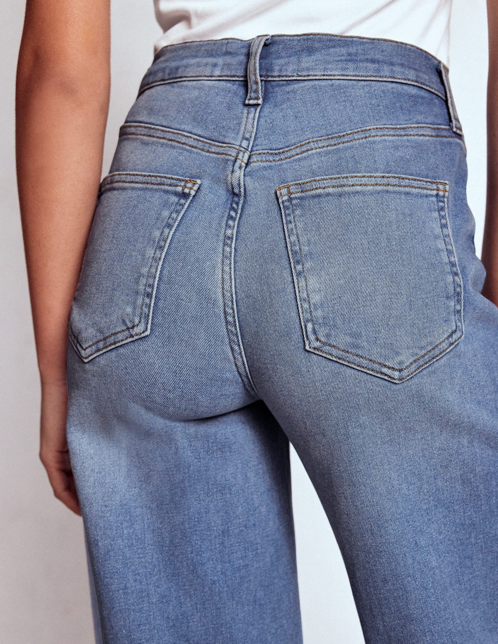High Rise Wide Leg Jeans-Light Vintage - Image 9