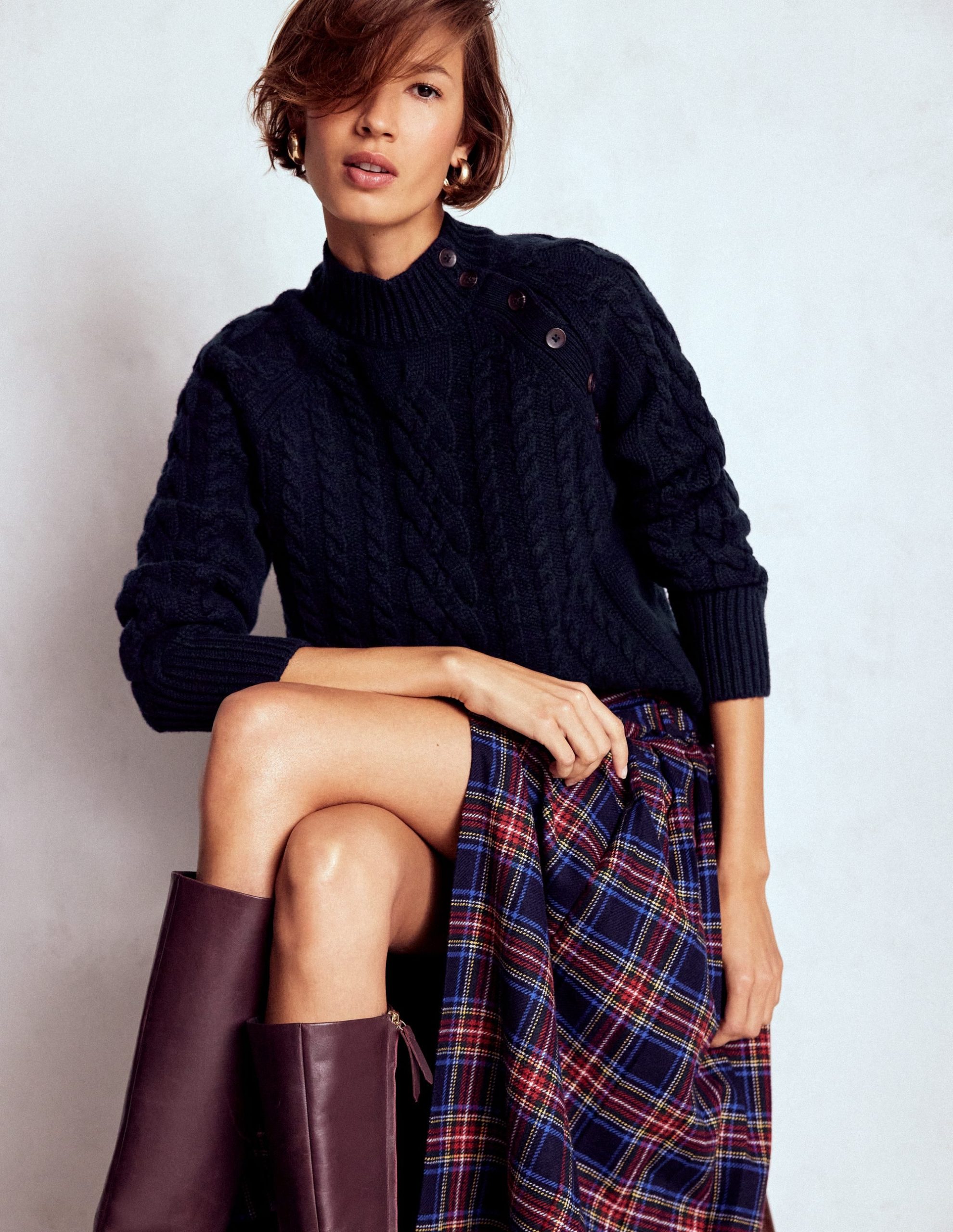 Amara Merino Cable Sweater-Navy