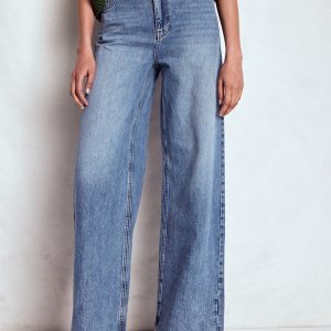Relaxed Wide Leg  Jeans-Mid Vintage