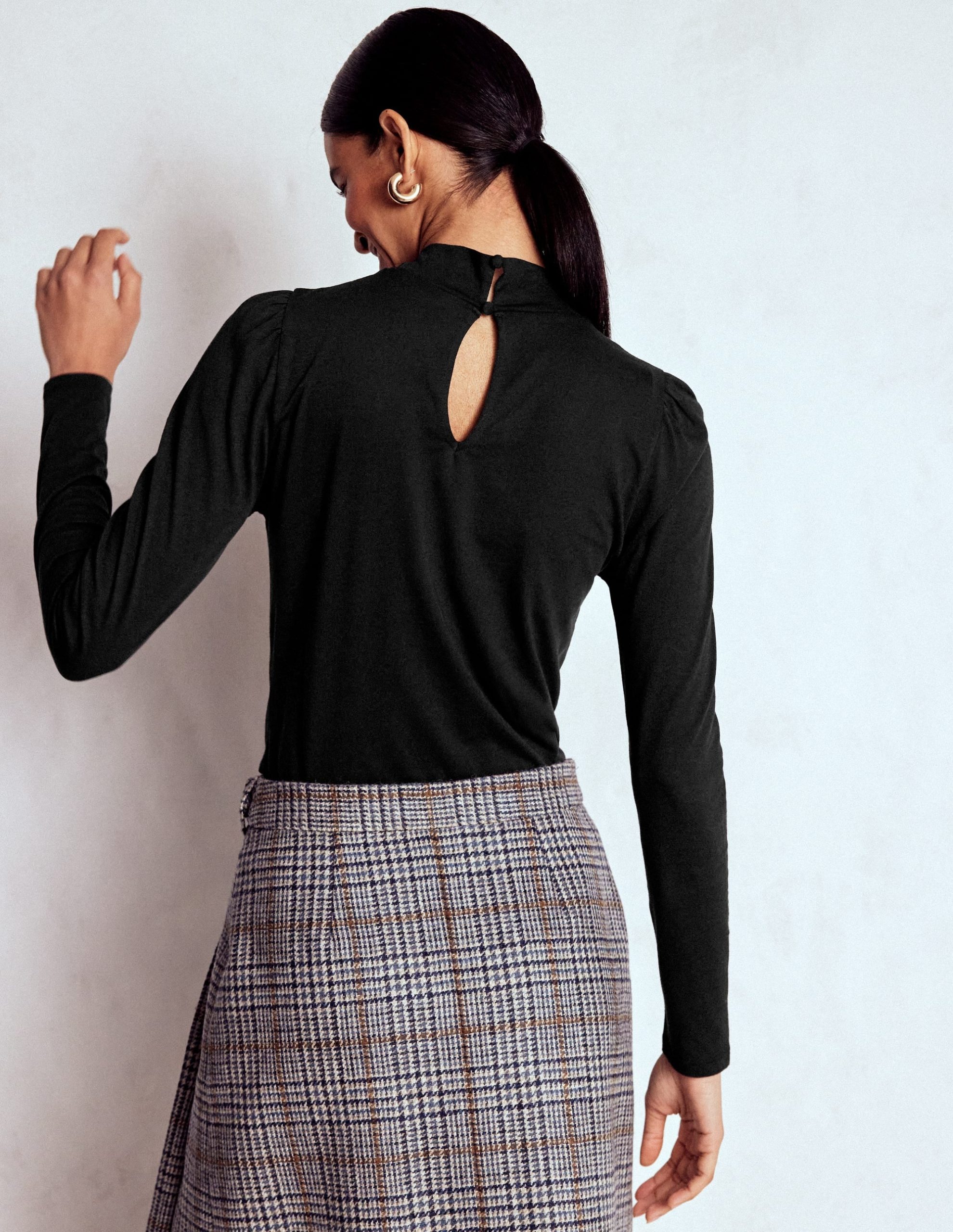 Puff Shoulder Jersey Top-Black - Image 3