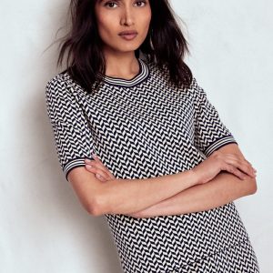 Jacquard Knitted T-Shirt-Navy/ Ivory Dogtooth