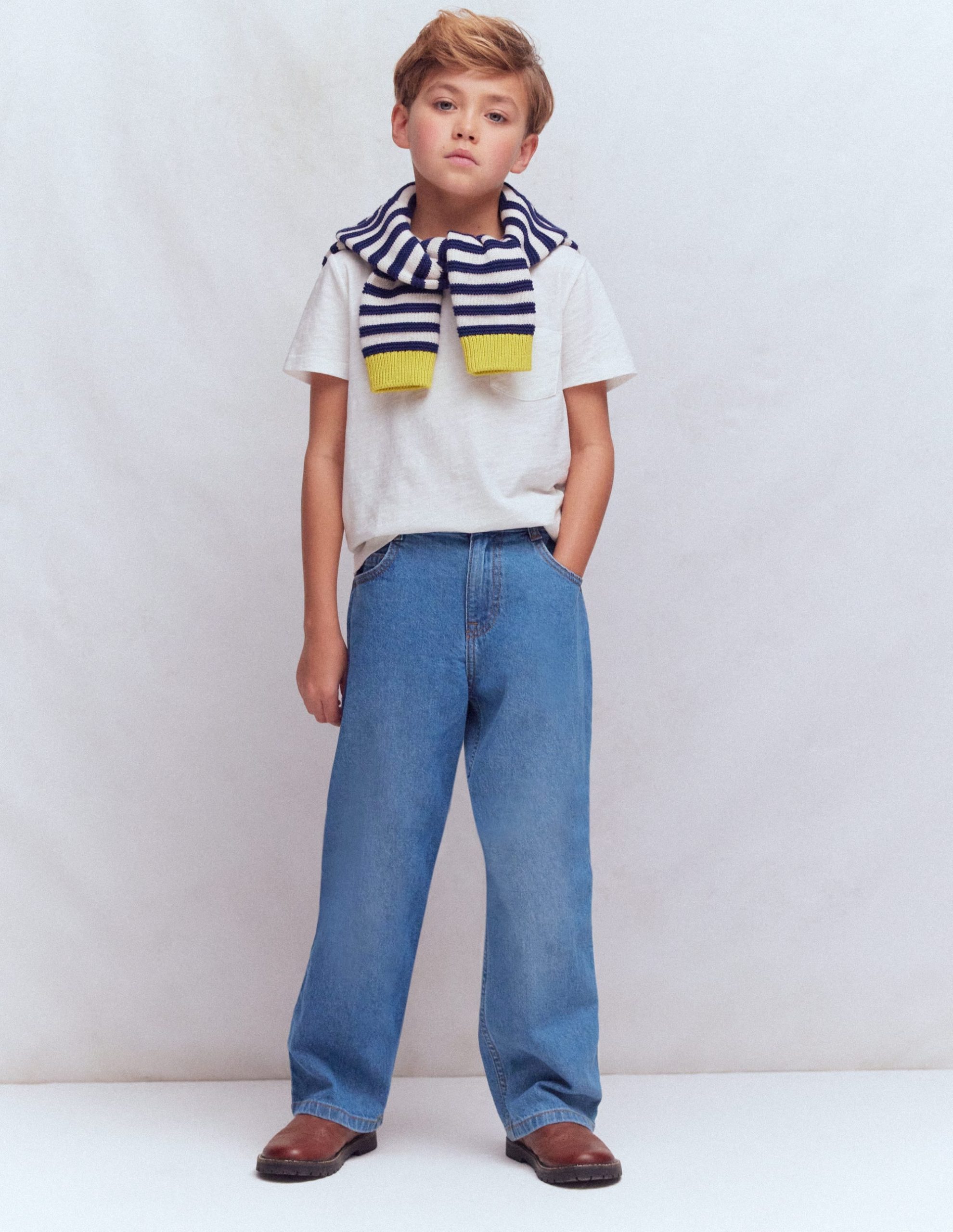 Relaxed Straight Jeans-Mid Wash